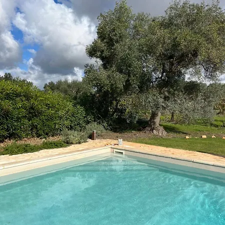Trullo Gemelli Semesterbostad
