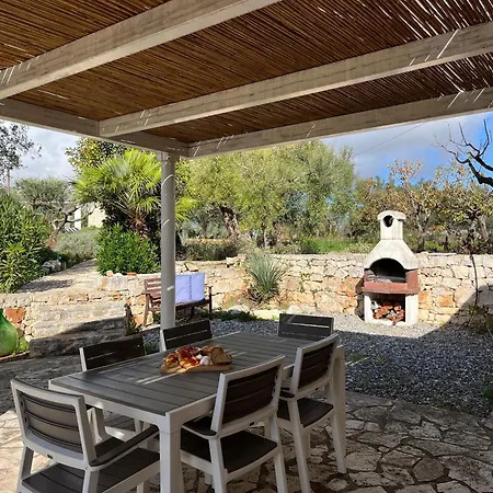 Trullo Gemelli Semesterbostad