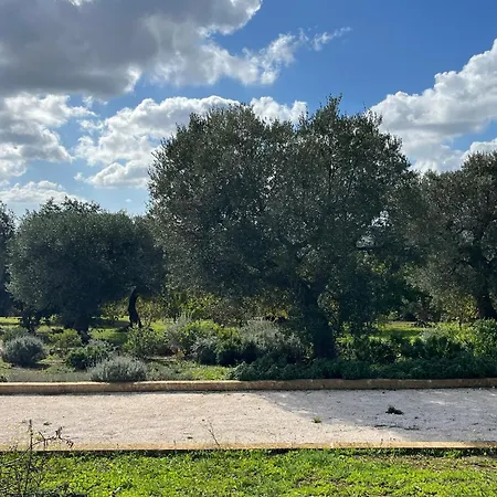 Semesterbostad Trullo Gemelli *